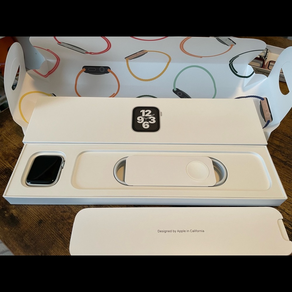Apple Watch SE 40mm Silver Aluminum Case w/ Abyss Blue Sport Band & Protectors